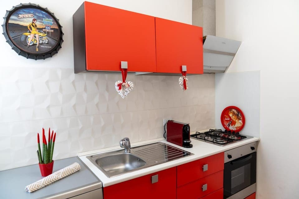 Kitchen or kitchenette