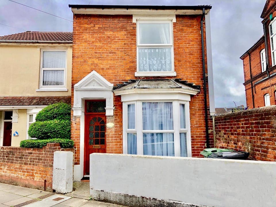 Property building, Street view