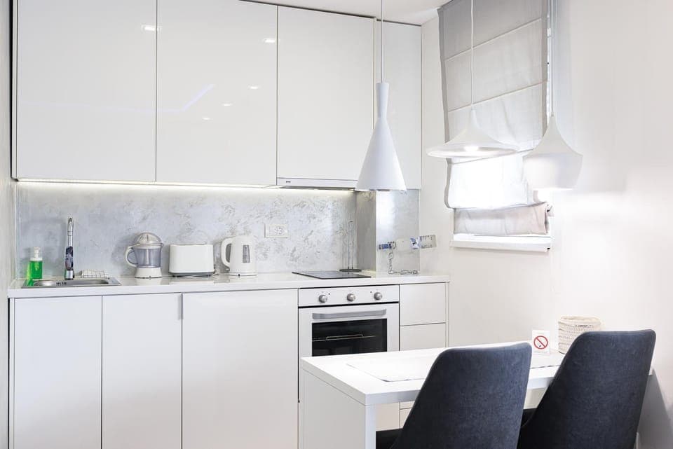 Kitchen or kitchenette