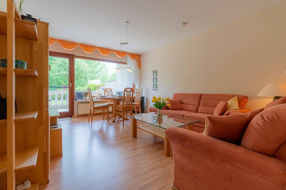 Living room, Seating area, Dining area