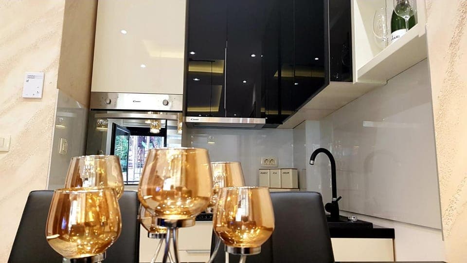 Kitchen or kitchenette