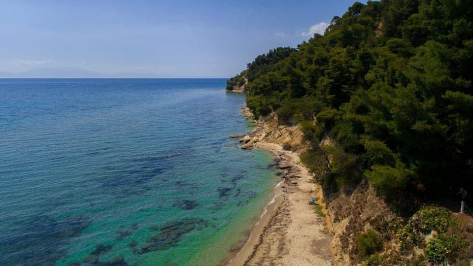 Nearby landmark, Day, Natural landscape, Bird's eye view, Beach, Mountain view, Sea view