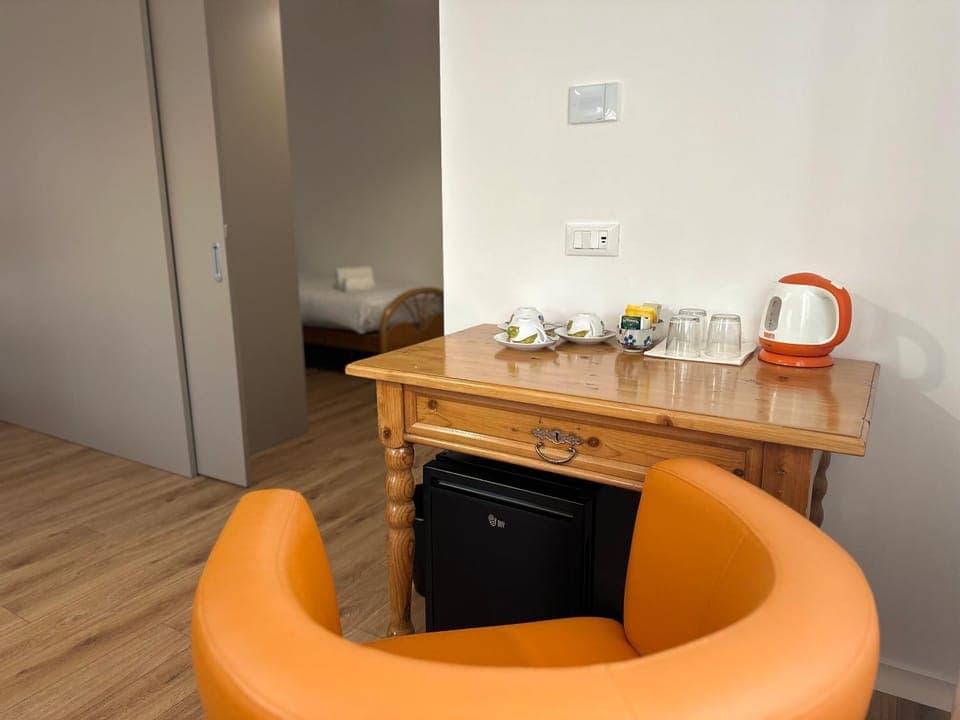 Coffee/tea facilities, Living room