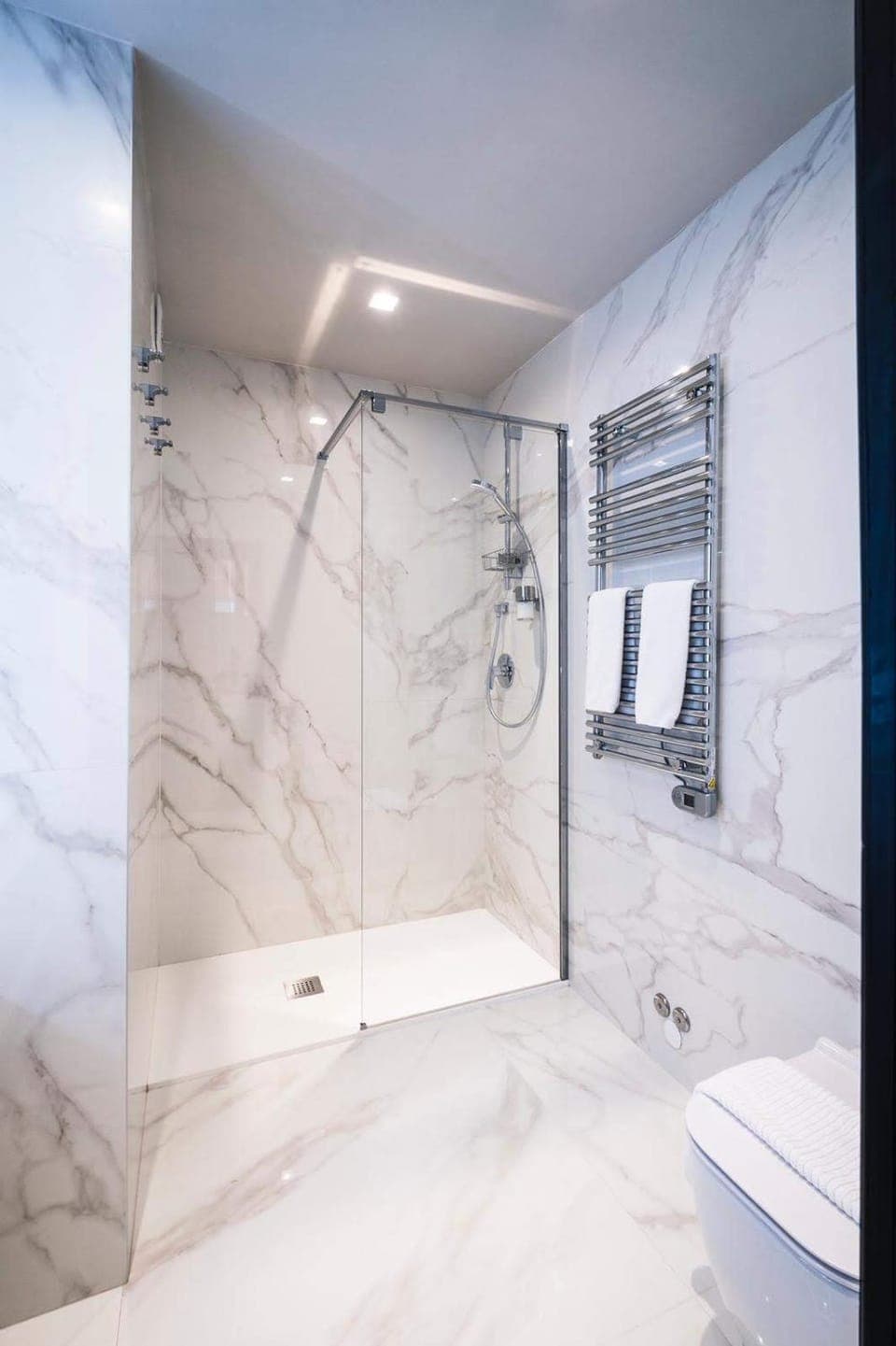 Shower, Toilet, Bathroom