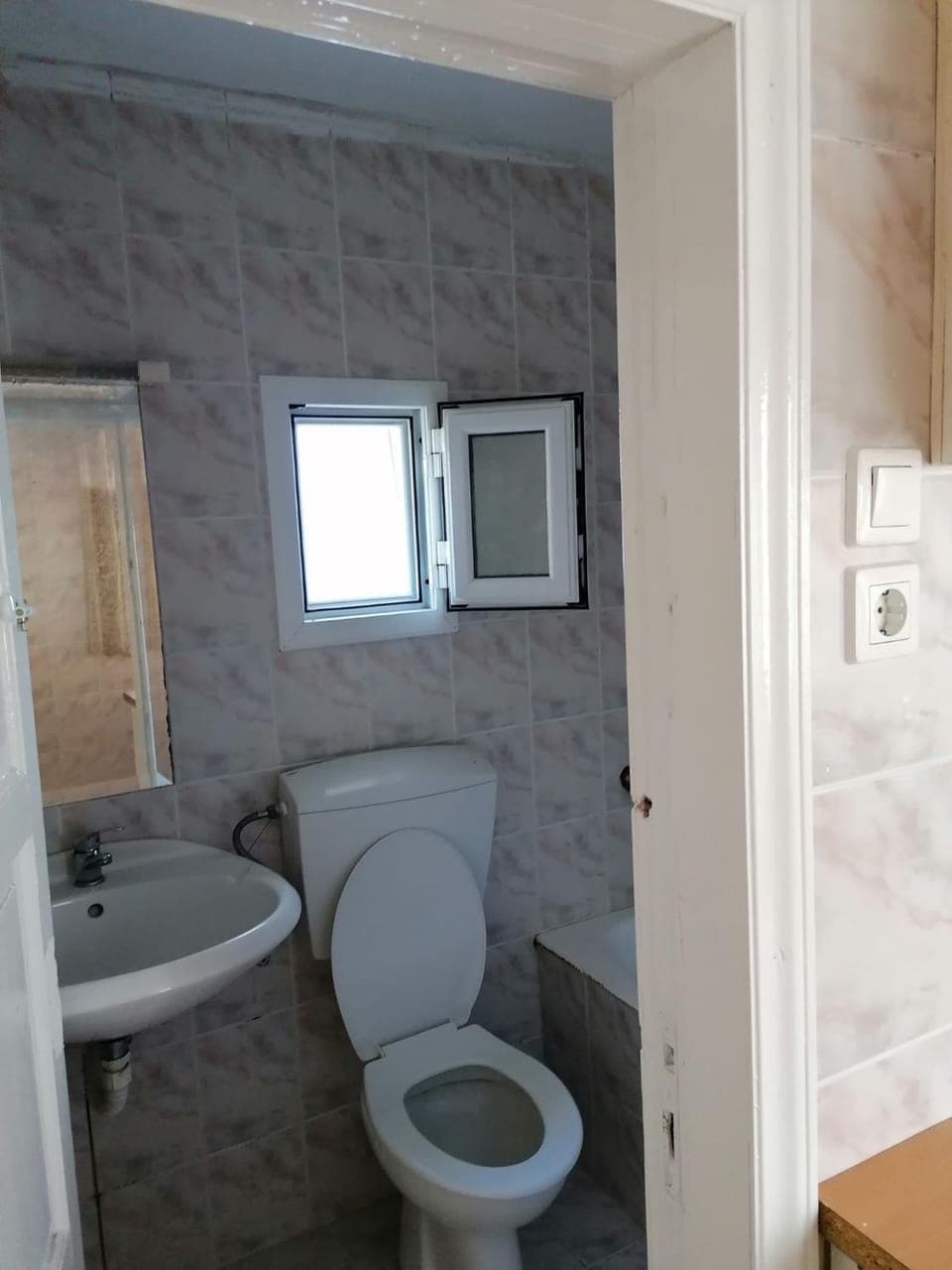 Toilet, Bathroom