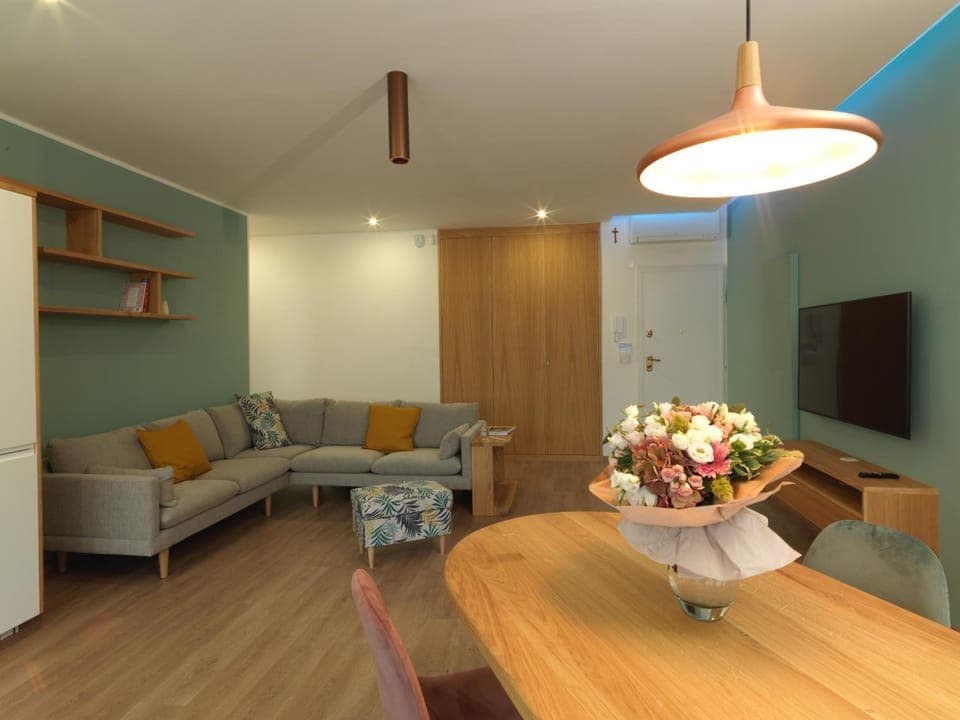 TV and multimedia, Decorative detail, Dining area