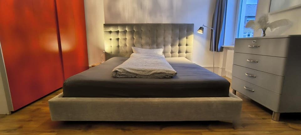 Bed, Photo of the whole room, Bedroom