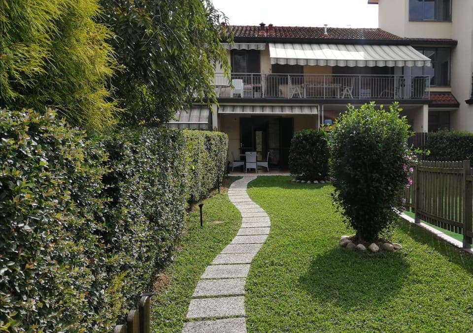 Property building, Garden view