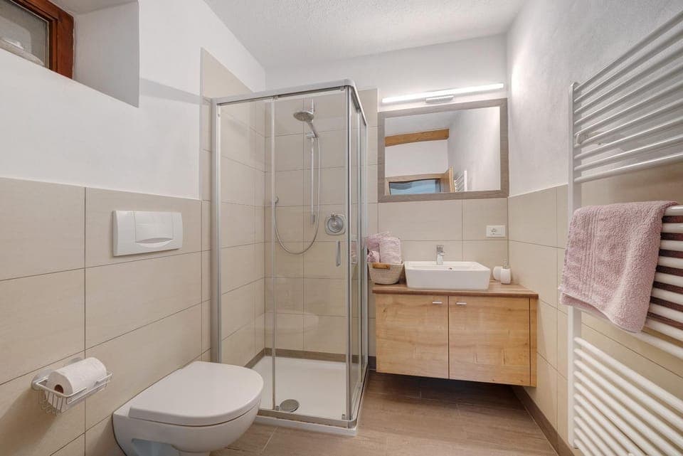 Bathroom, Living room