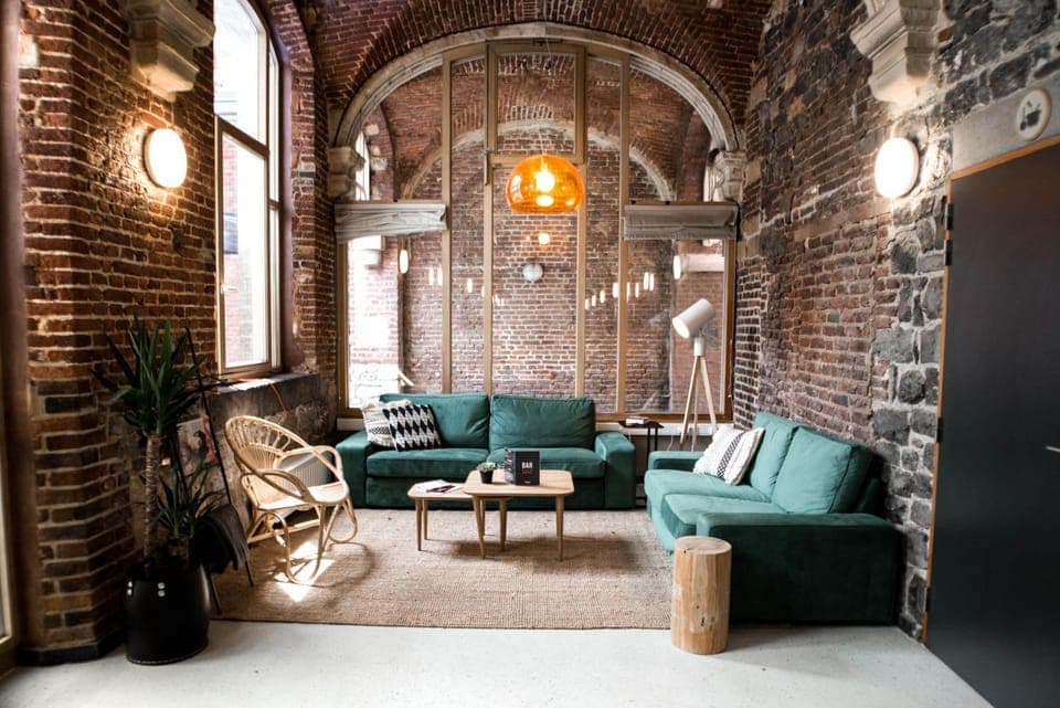 Communal lounge/ TV room