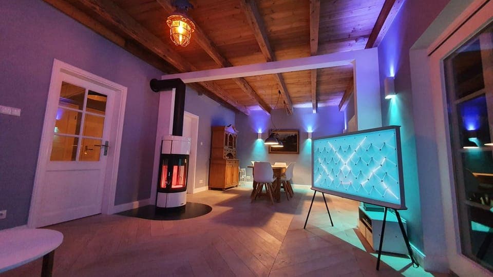 TV and multimedia, Living room, Seating area