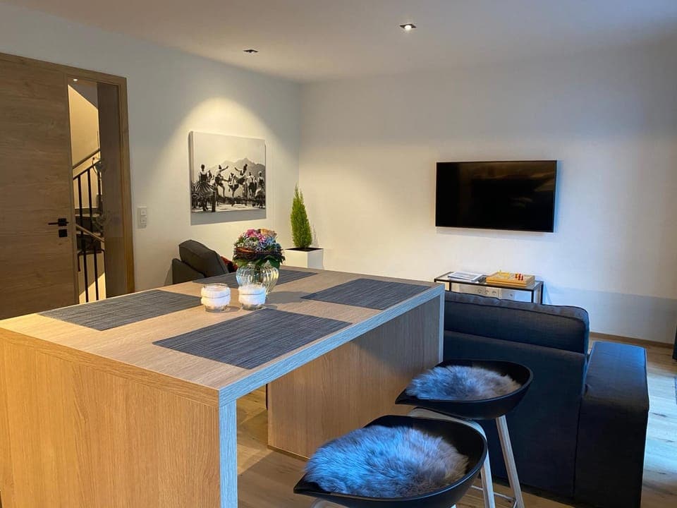 Living room, Lounge or bar