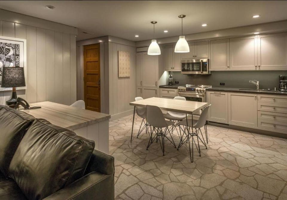 Property building, Kitchen or kitchenette