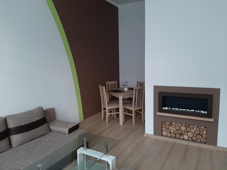 Bed, Living room, Dining area