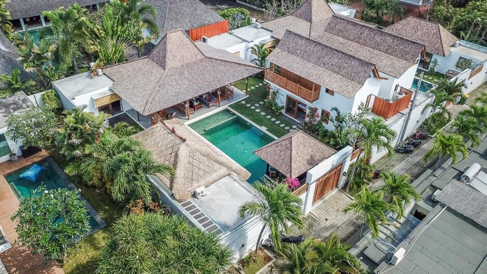 Property building, Day, Bird's eye view