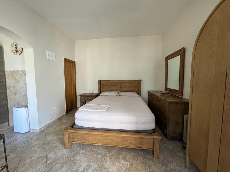 Bed, Bedroom, wardrobe