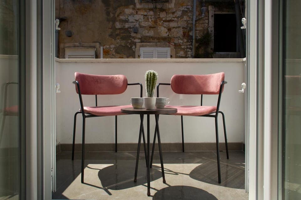 Balcony/Terrace, Inner courtyard view