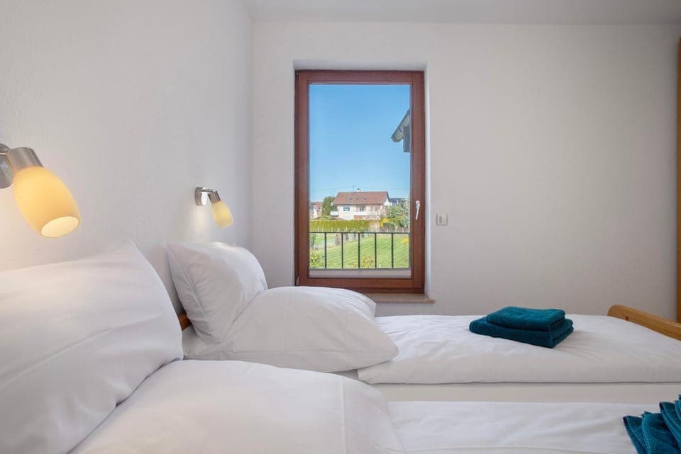 Living room, Bedroom