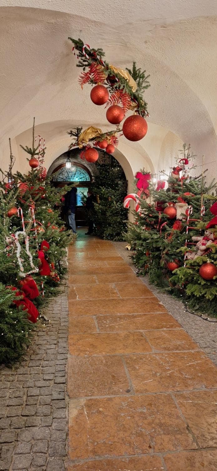 Nearby landmark, Winter