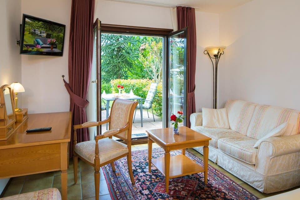 Garden, Balcony/Terrace, Bedroom