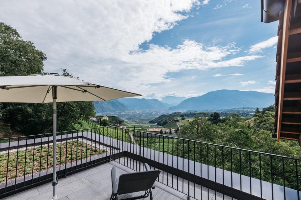 Natural landscape, View (from property/room), Balcony/Terrace, Mountain view
