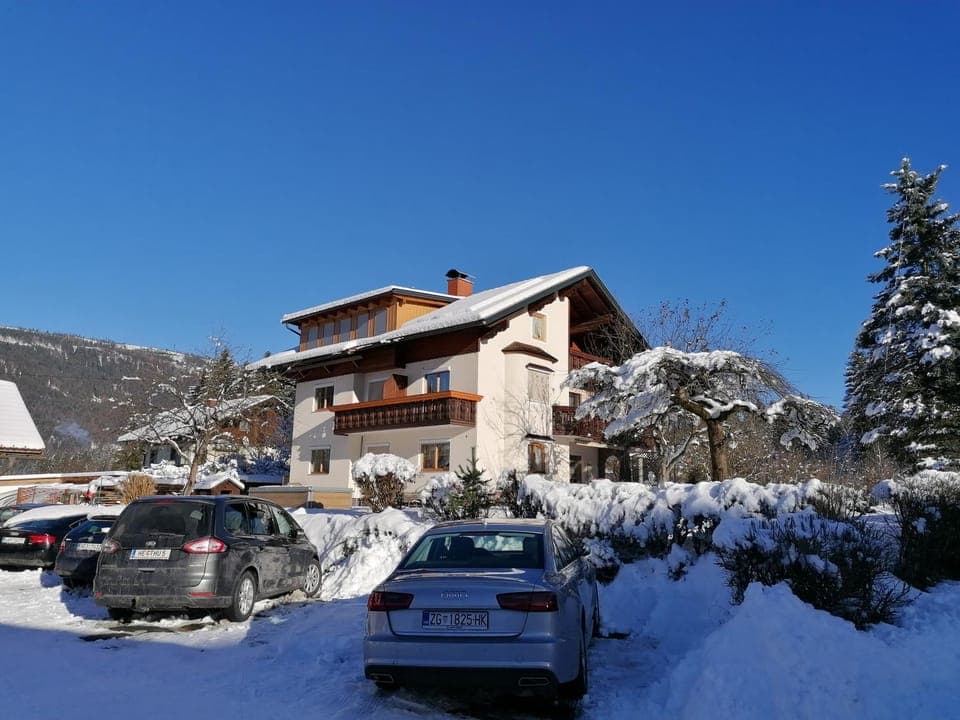 Property building, Winter