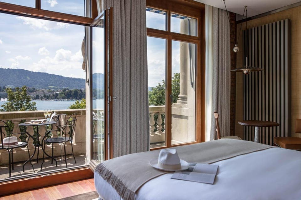 Balcony/Terrace, Lake view