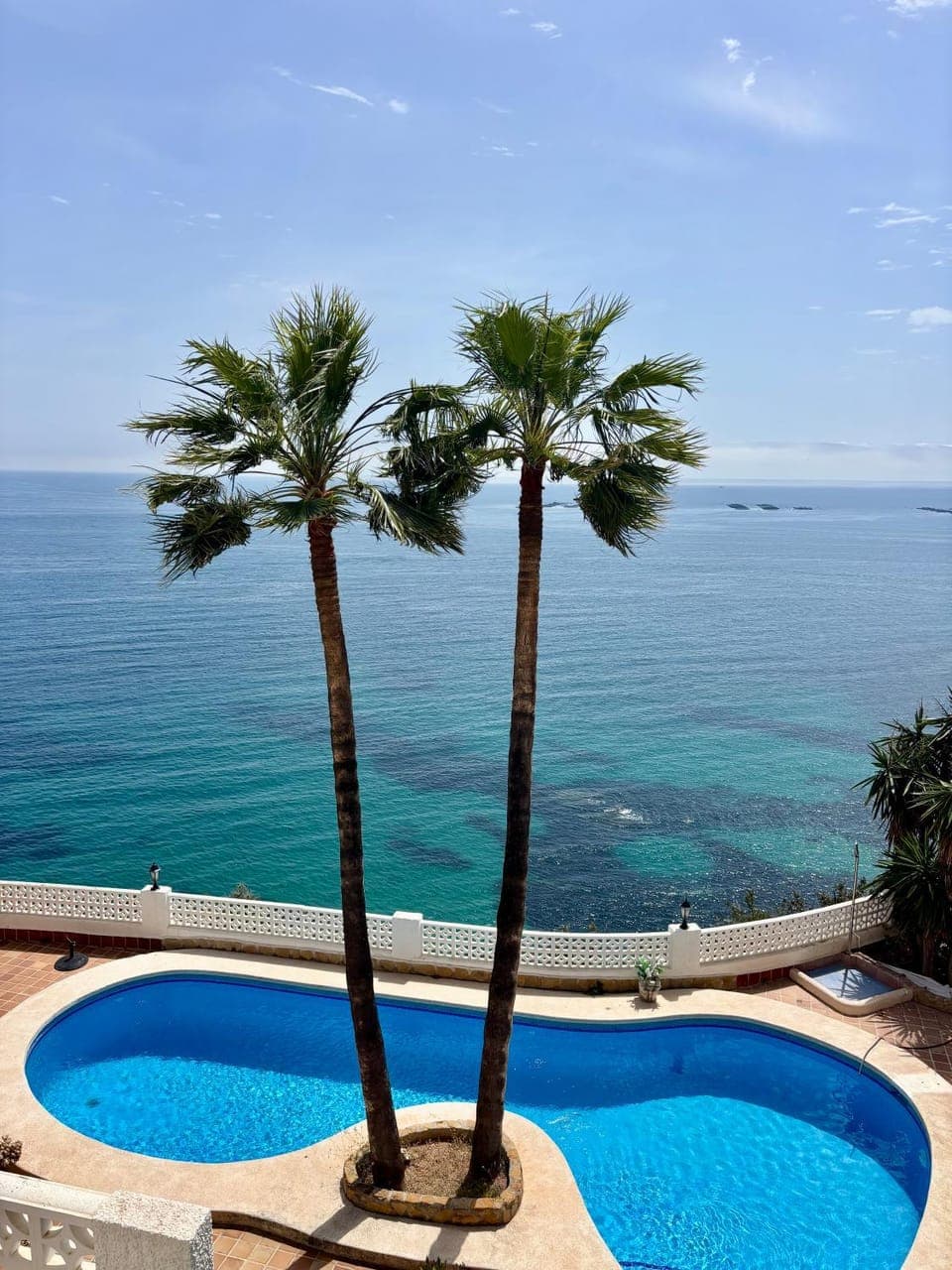 Day, Natural landscape, Pool view, Sea view, Swimming pool, sunbed