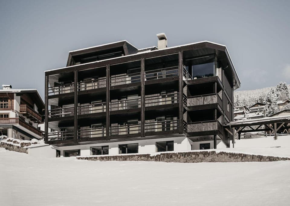 Property building, Winter