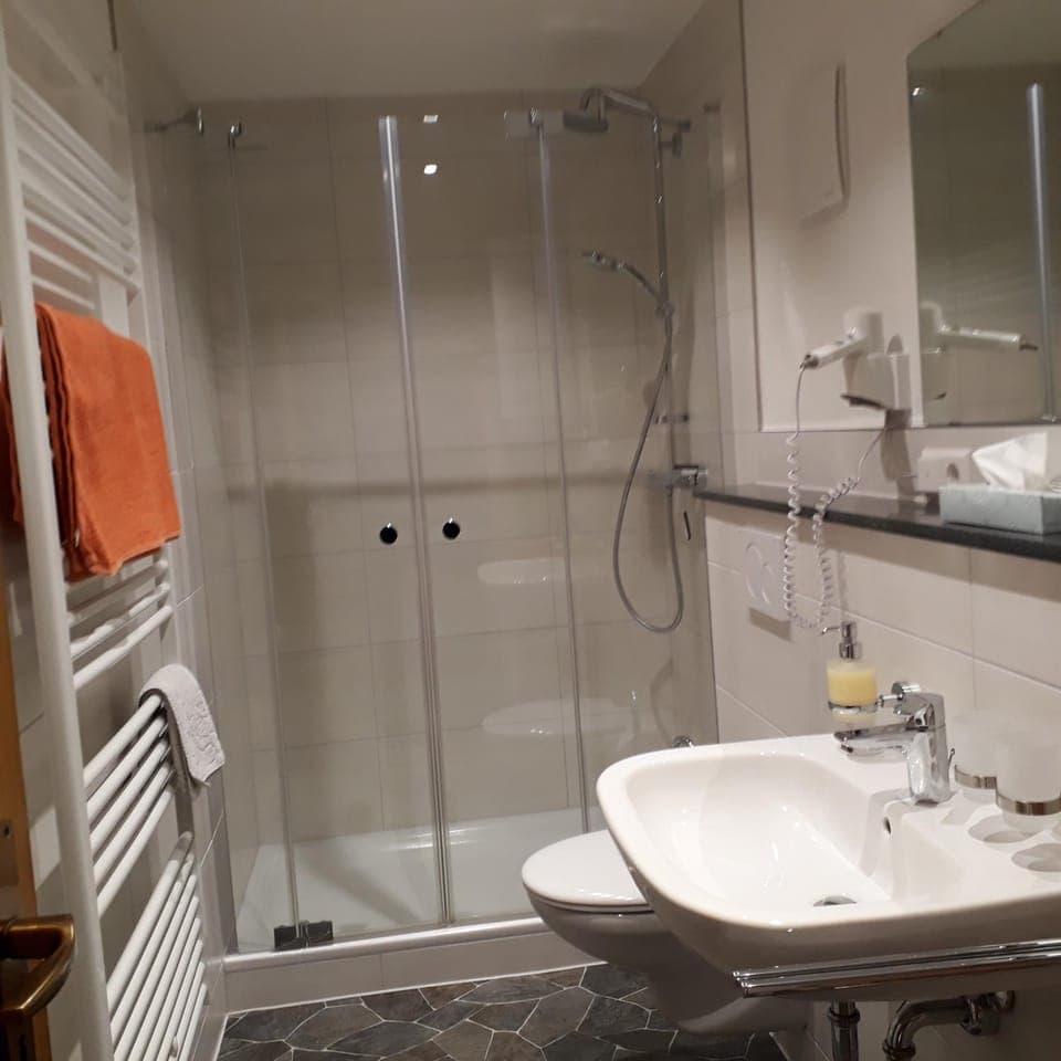 Bathroom, Living room