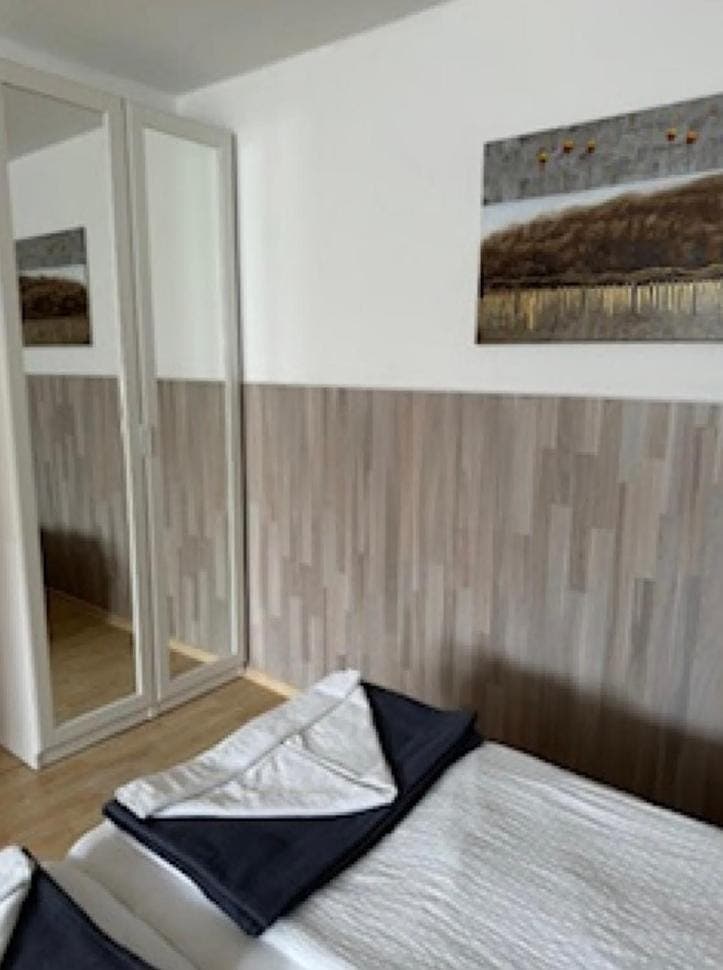 Bed, Photo of the whole room, Bedroom, wardrobe