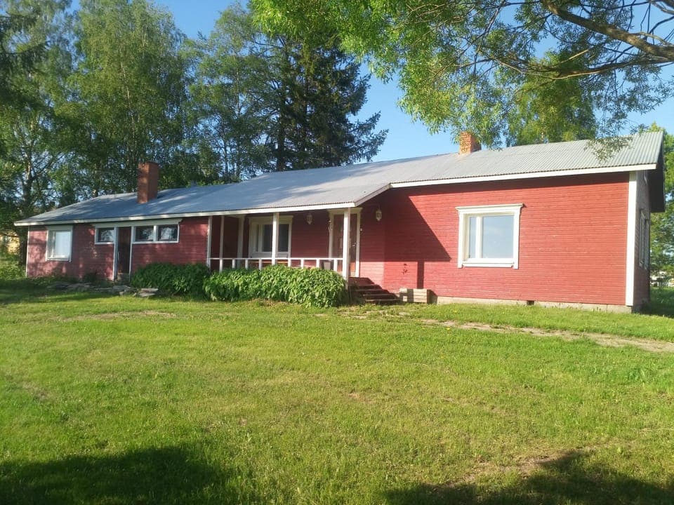 Property building, Facade/entrance, Garden