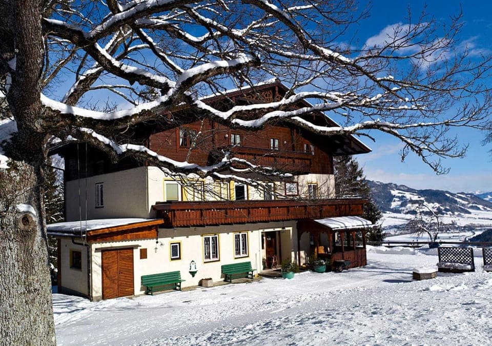 Facade/entrance, Day, Winter, Skiing, Mountain view