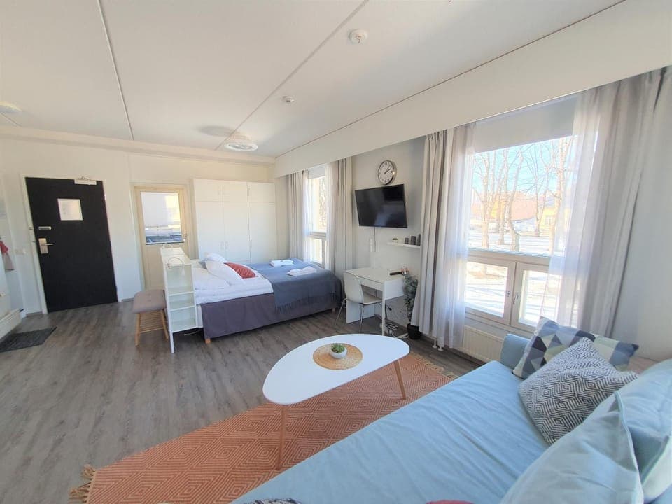 Communal lounge/ TV room, Bed, Living room, Photo of the whole room, Bedroom