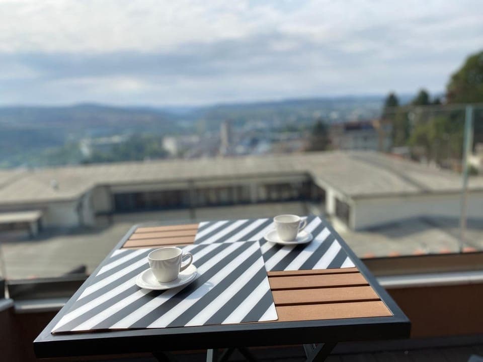 View (from property/room), Balcony/Terrace, Seating area, Mountain view