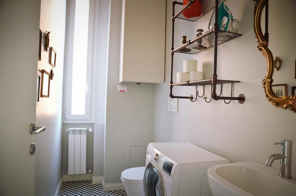 Toilet, Bathroom, flat iron, washing machine