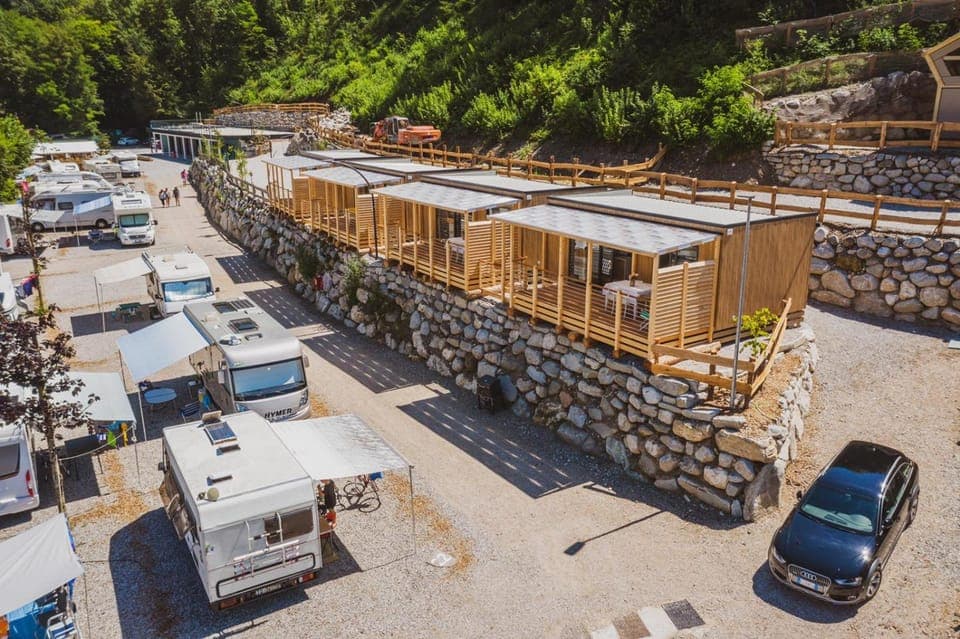 Property building, Bird's eye view