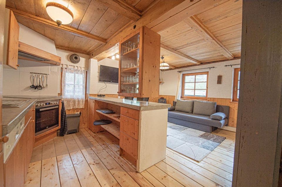 Kitchen or kitchenette, Living room