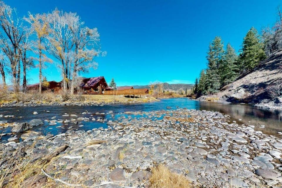 Rivercrest House in South Fork
