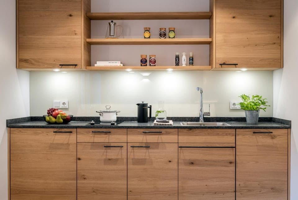 Coffee/tea facilities, Kitchen or kitchenette