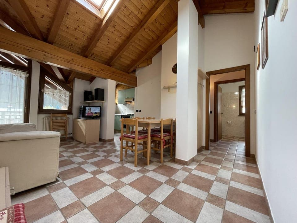 Communal lounge/ TV room, Living room