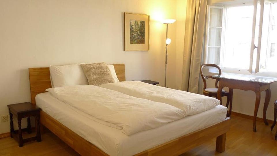 Bed, Living room, Bedroom