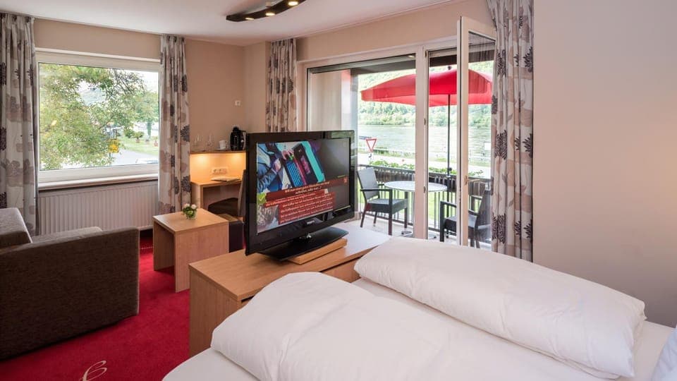 Decorative detail, River view