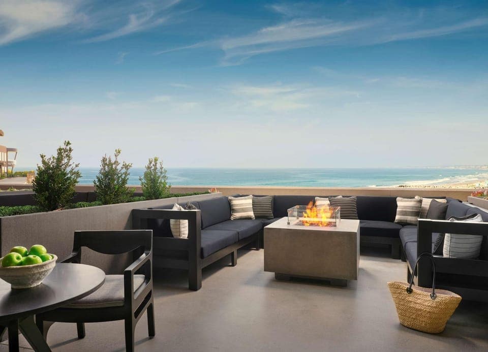 Photo of the whole room, On site