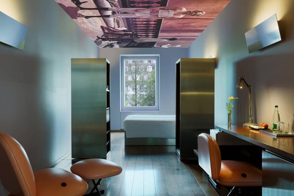 Photo of the whole room