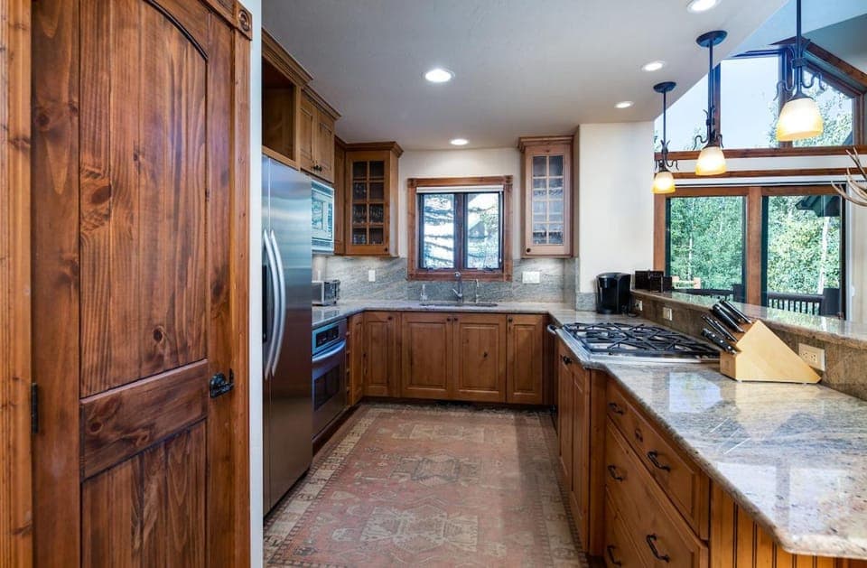 Woods Mesquite Townhome: Location Sleeps 11 Apartment in Breckenridge