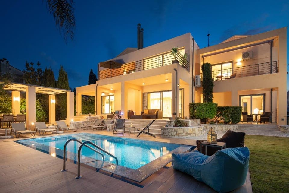 Patio, Swimming pool