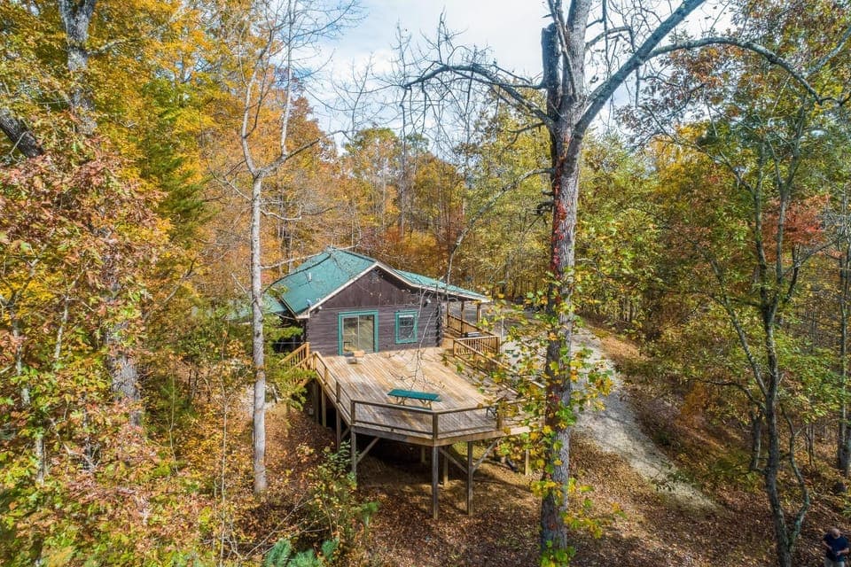 Happy Top Hideaway House in Fontana Lake