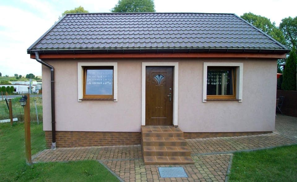 Property building, Pets, Garden view