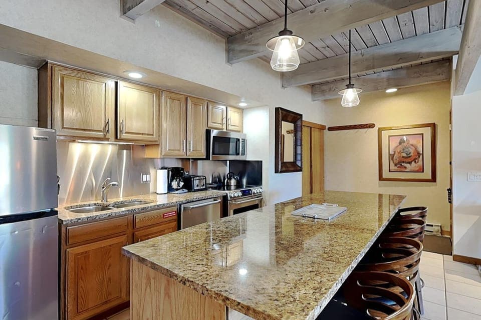 Timberline Condominiums 1 Bedroom Deluxe Unit B1B House in Snowmass Village